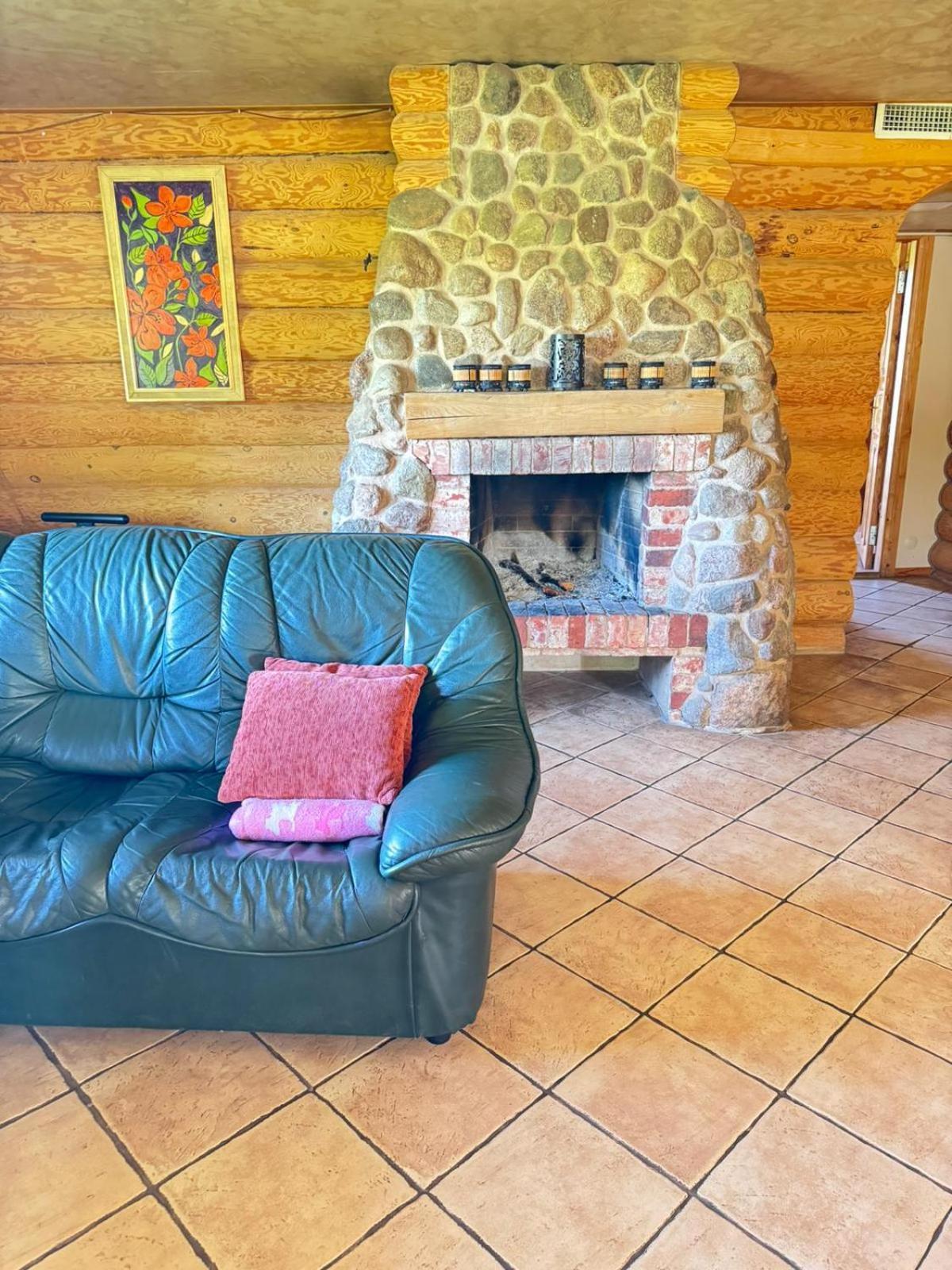 Vonadzini Hotel Stāmeriena Buitenkant foto