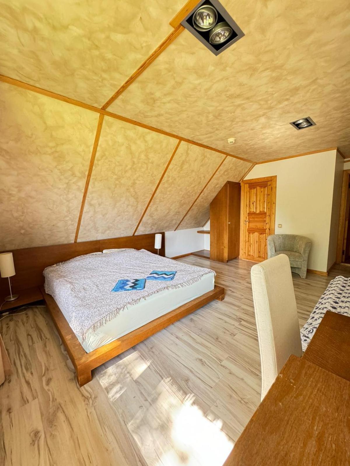 Vonadzini Hotel Stāmeriena Buitenkant foto