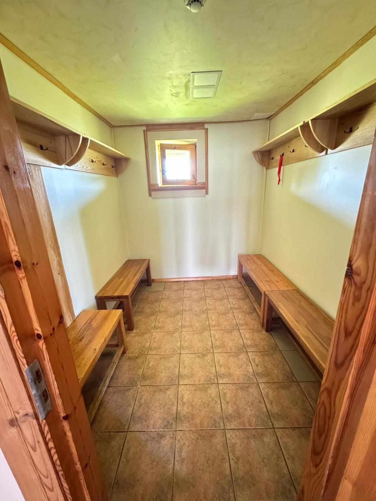 Vonadzini Hotel Stāmeriena Buitenkant foto
