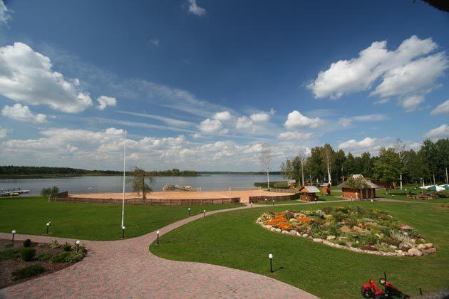 Vonadzini Hotel Stāmeriena Buitenkant foto